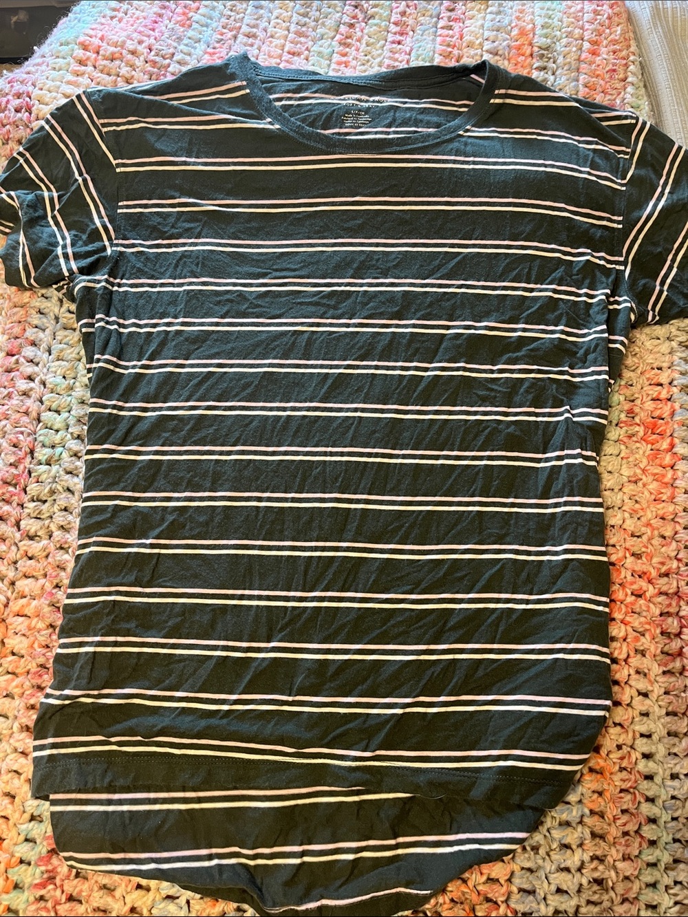 American Eagle Outfitters Dark Green Short Sleeve Striped Tee